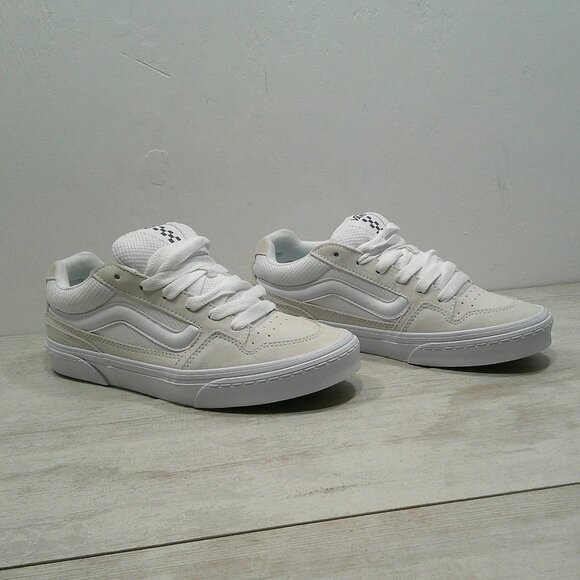 Vans Caldrone Lace up Suede White Sneakers New Size 9 - Picture 1 of 11